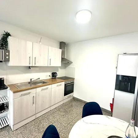 Luxx Home Apartments Ulm - Naehe Universitaet-Kliniken-Parken-Kueche-Wlan *